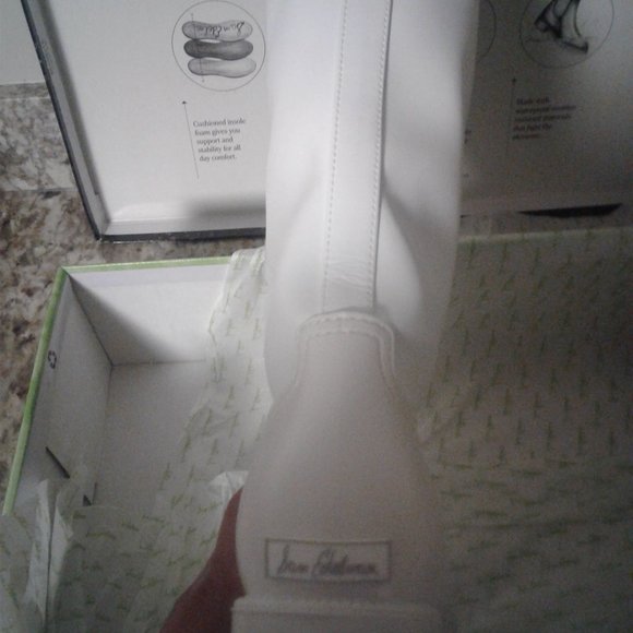 NWT White Rain Boots (no box) - Must Go!! - Picture 6 of 7